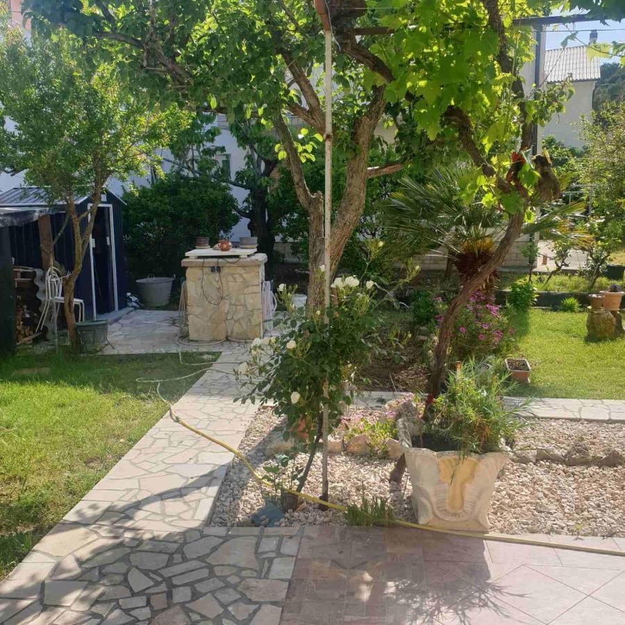 Apartments And Rooms Markovski Palit Exterior foto