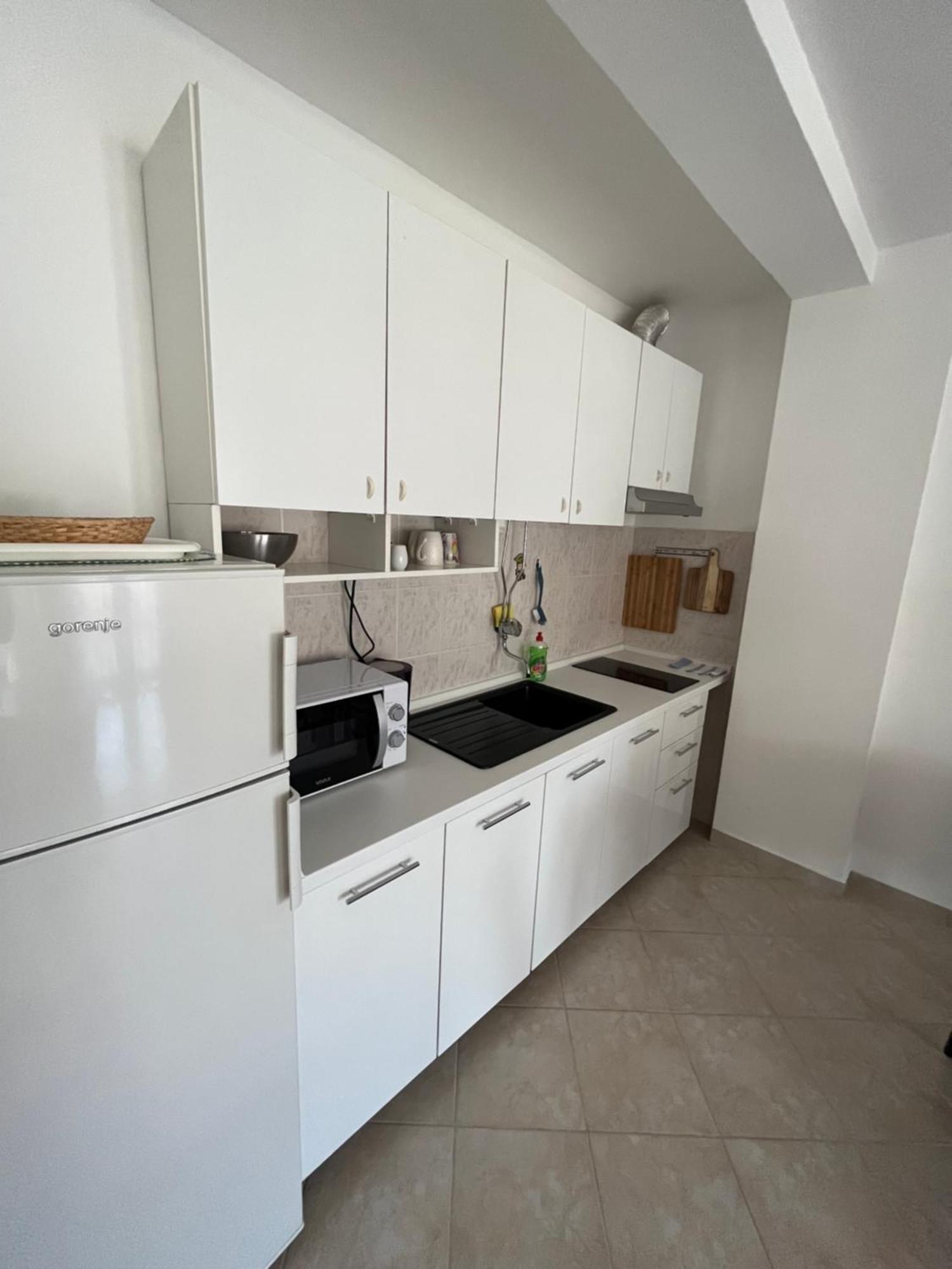 Apartments And Rooms Markovski Palit Exterior foto